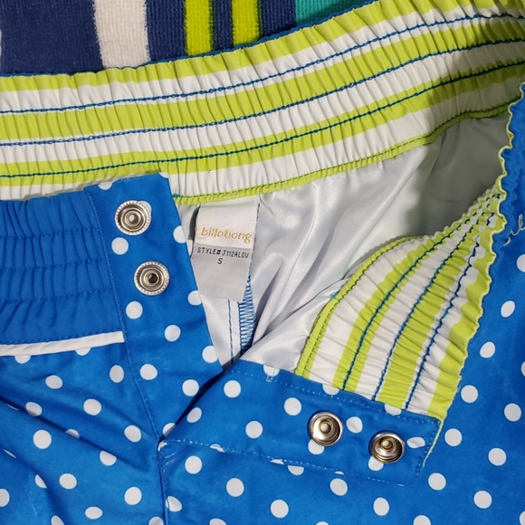 Billabong Swim / Board Shorts - Picture 5 of 6